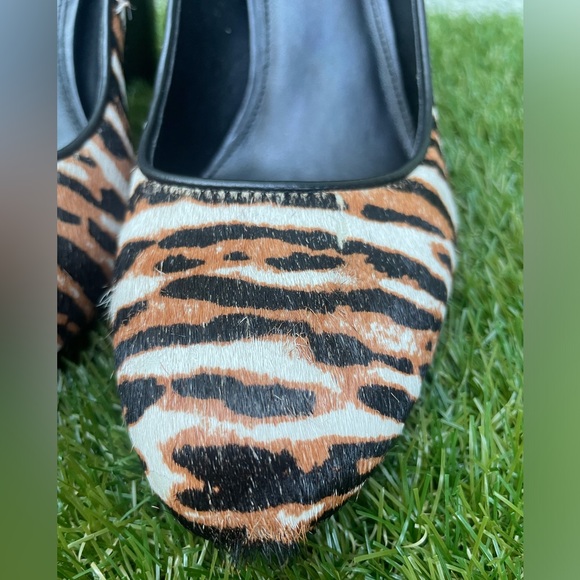 Michael Kors | Susan Flex Pump in Multi Died Cow Leather | Size 8 | Never Worn - Picture 10 of 11